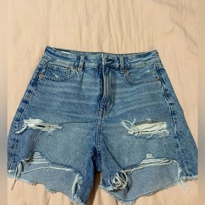 Skater jean shorts